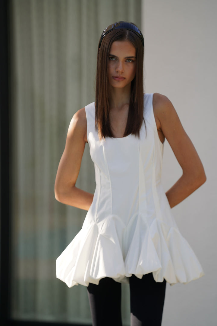 Balloon jumpsuit white