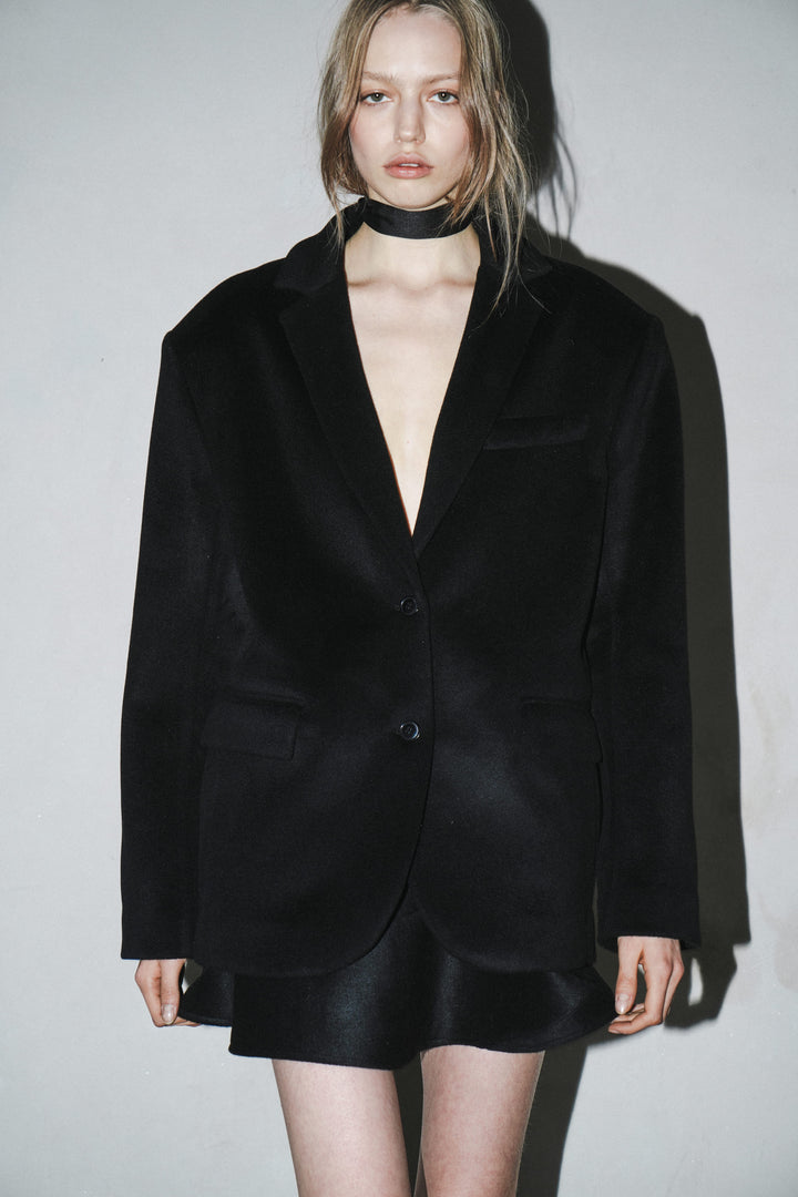 So Black cashmere demi-coat