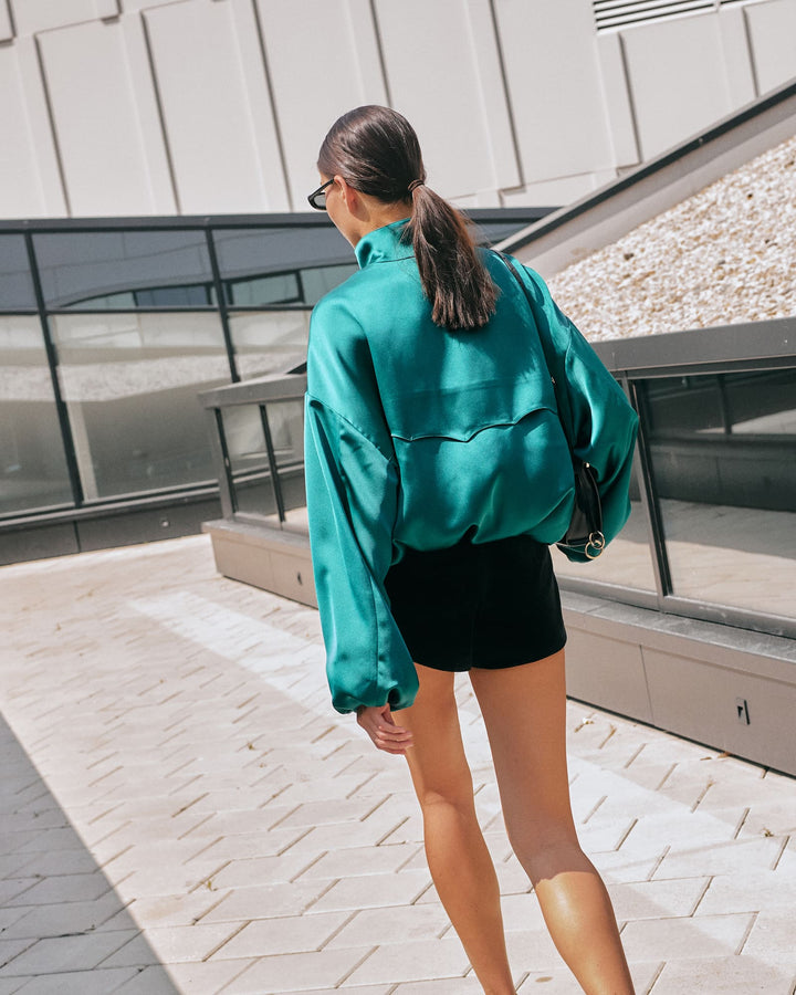 CASSANDRE BOMBER IN SILK EMERALD
