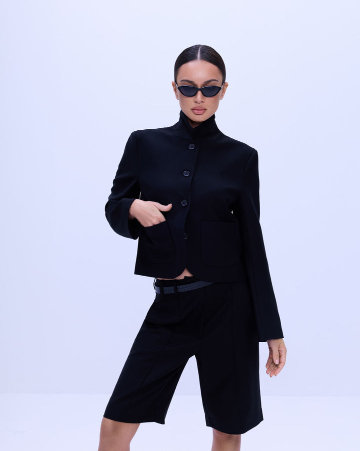 Collar fitted jacket in grain de poudre
